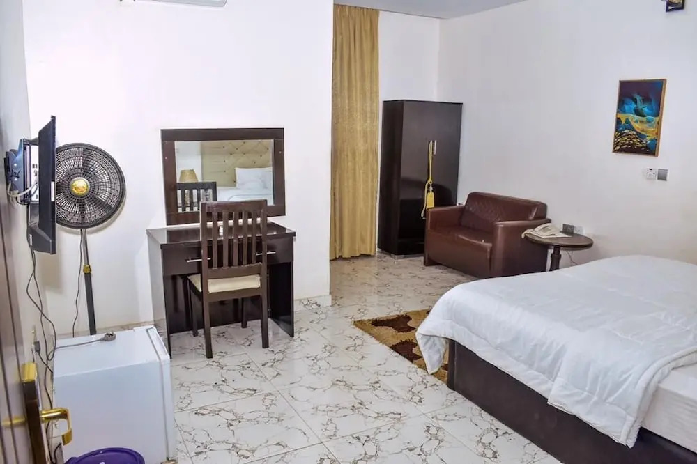 Rivera Hotel and Suites