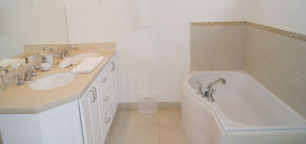 Palm Beach Villa 408