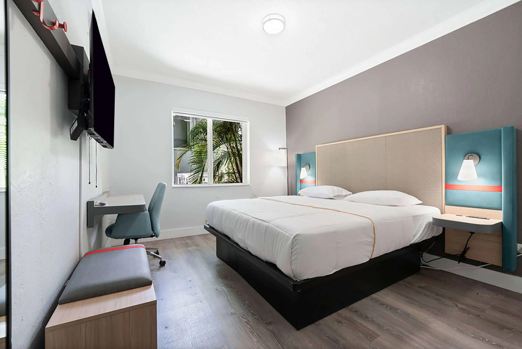 Atrium Hotel, Trademark Collection by Wyndham