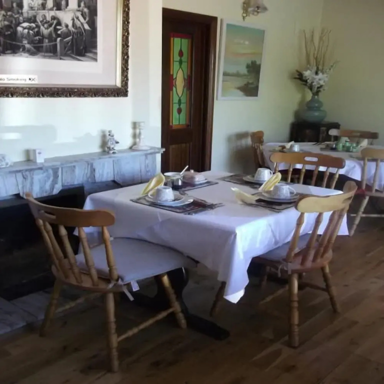 Aisleigh Guest House