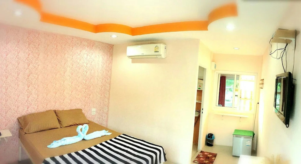 The Zoosk Resort