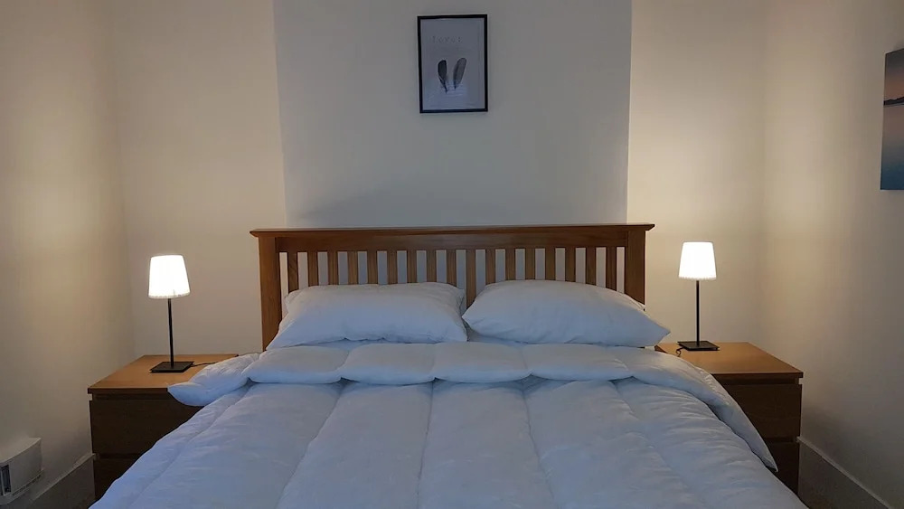 Windsor centre 3 bed terrace house sleep 6