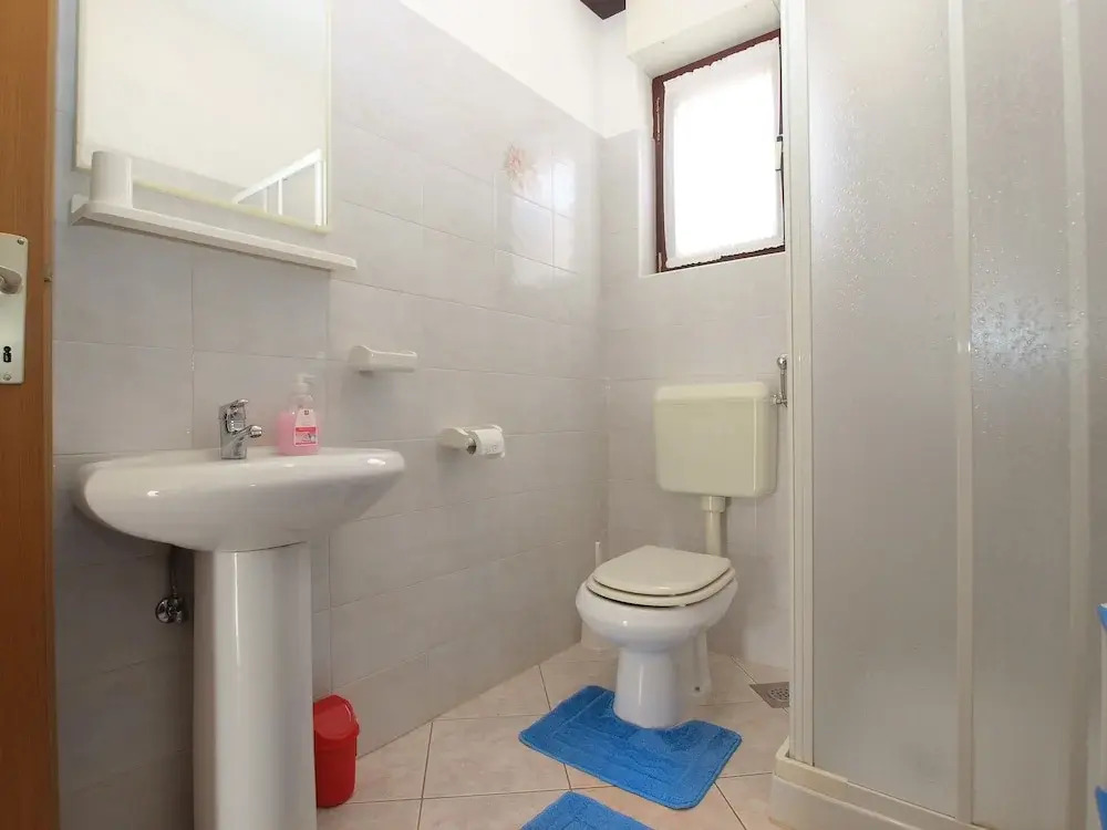 Apartment 1563