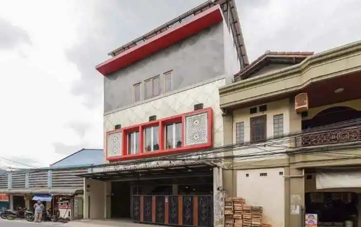 Urbanview Hotel Cantee Halim Perdanakusuma by RedDoorz