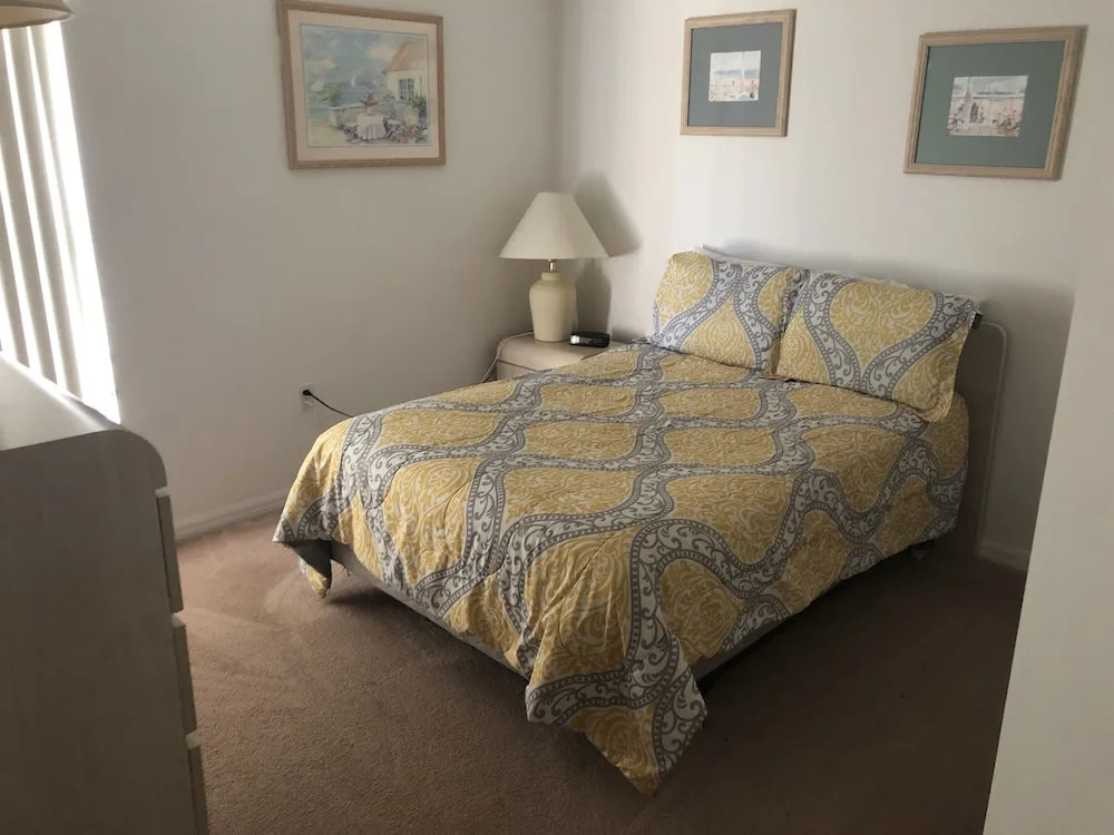 Cozy 3 Bed Home with Private Pool in Disney Area WN250GL