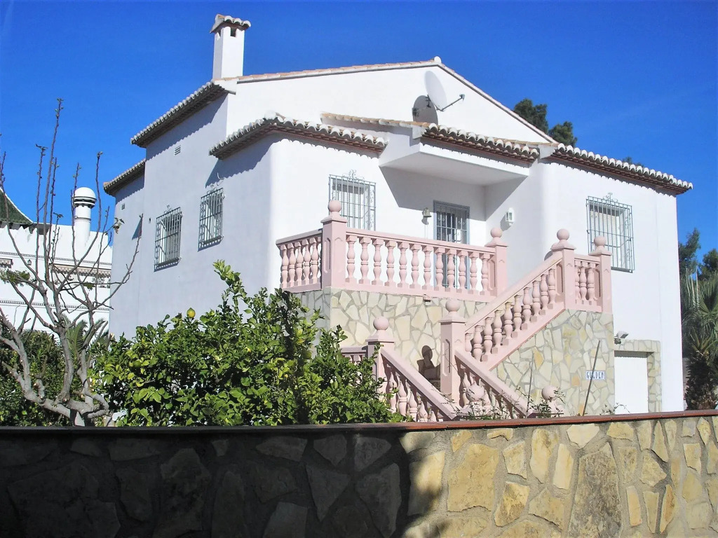 Welcoming holiday home in Denia with private pool