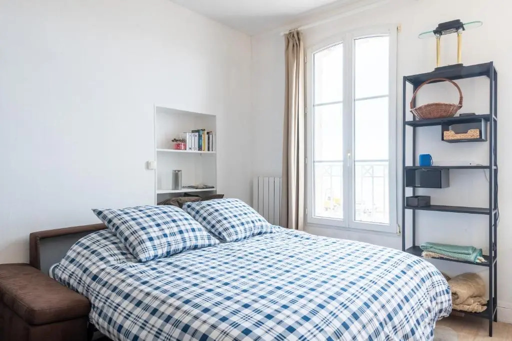 Aviso - appartement magnifique vue mer - plage à 50 m