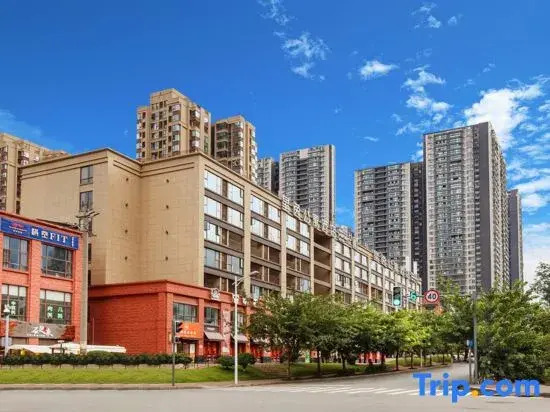 Xingyi Apartment Hotel (Chengdu East Railway Station Greenland 468 Concept)