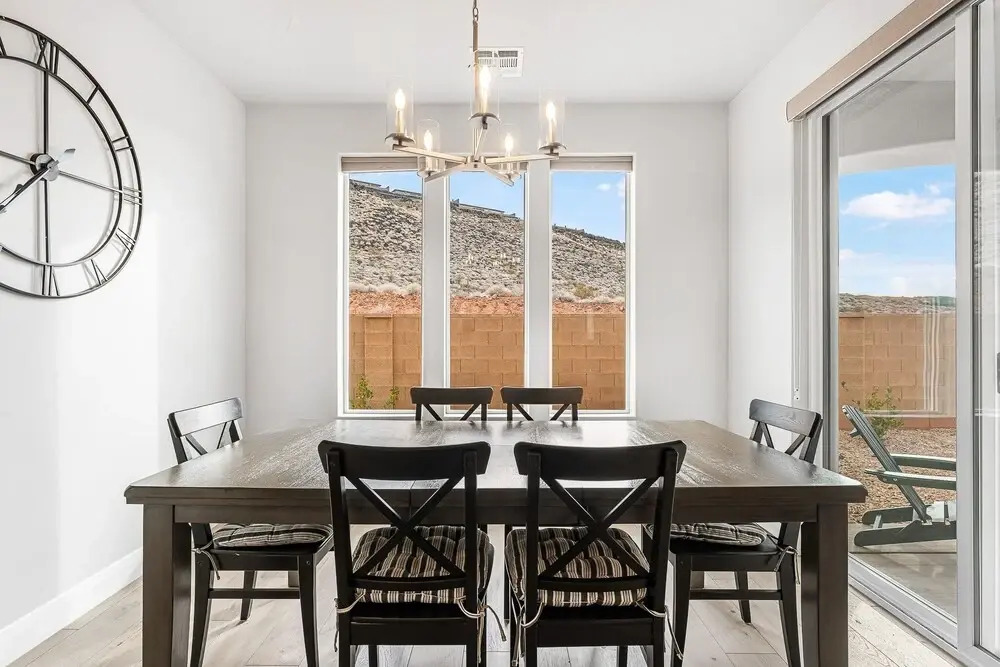 Desert Rose Hideaway 5 Bedroom Home
