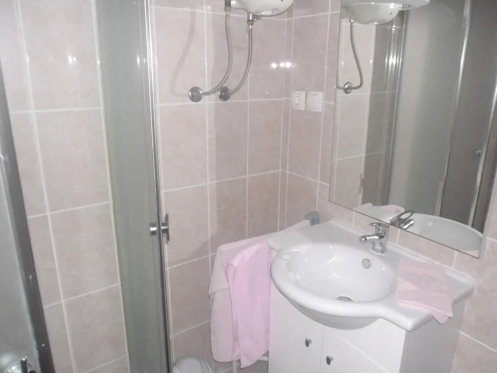 Apartment With one Bedroom in Banjol, With Wonderful sea View, Enclose