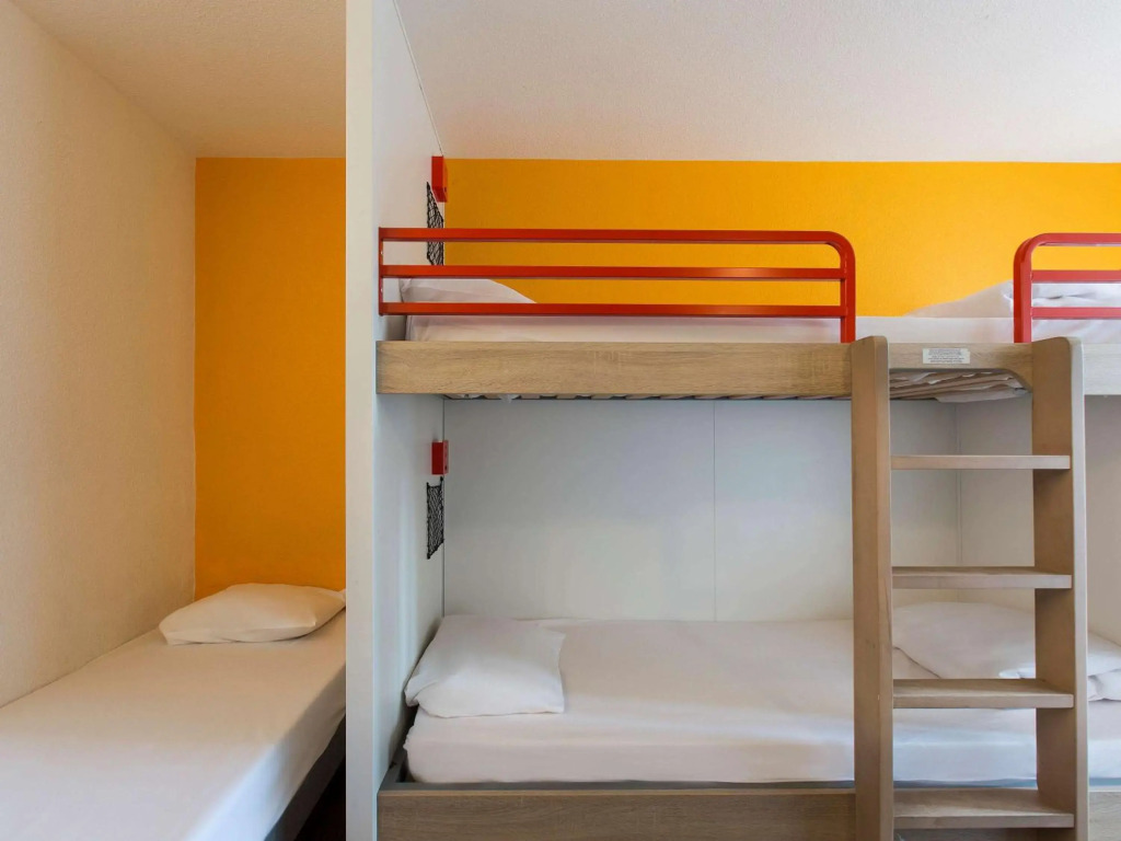 hotelF1 Cergy