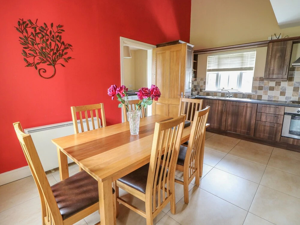 No. 6 An Seanachai Holiday Homes