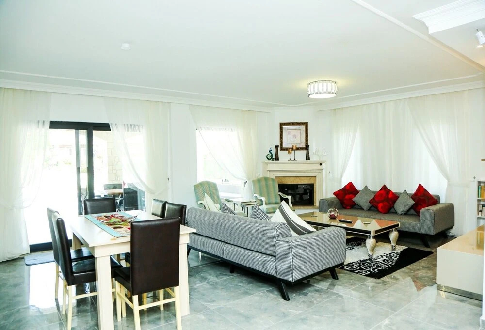 Remarkable Private 4-bed Villa in Dalyan With Pool