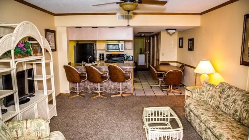 Cocoa Beach Ocean Landing Resort“ Ocean Front Apartment
