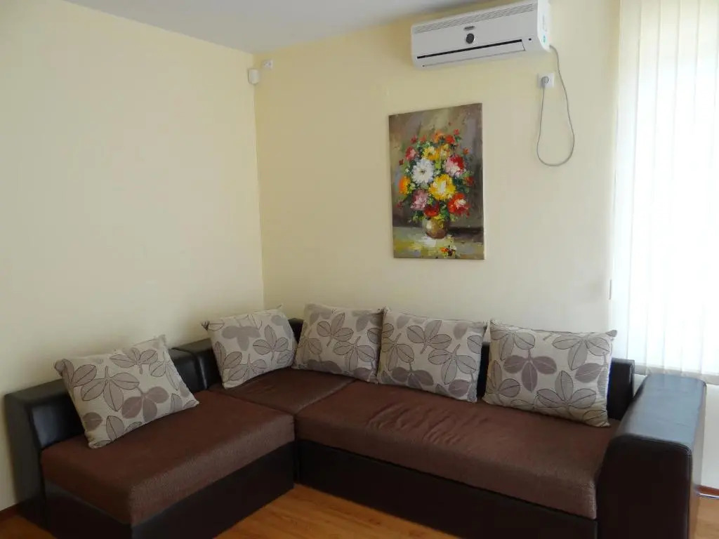 Lilia Guest House