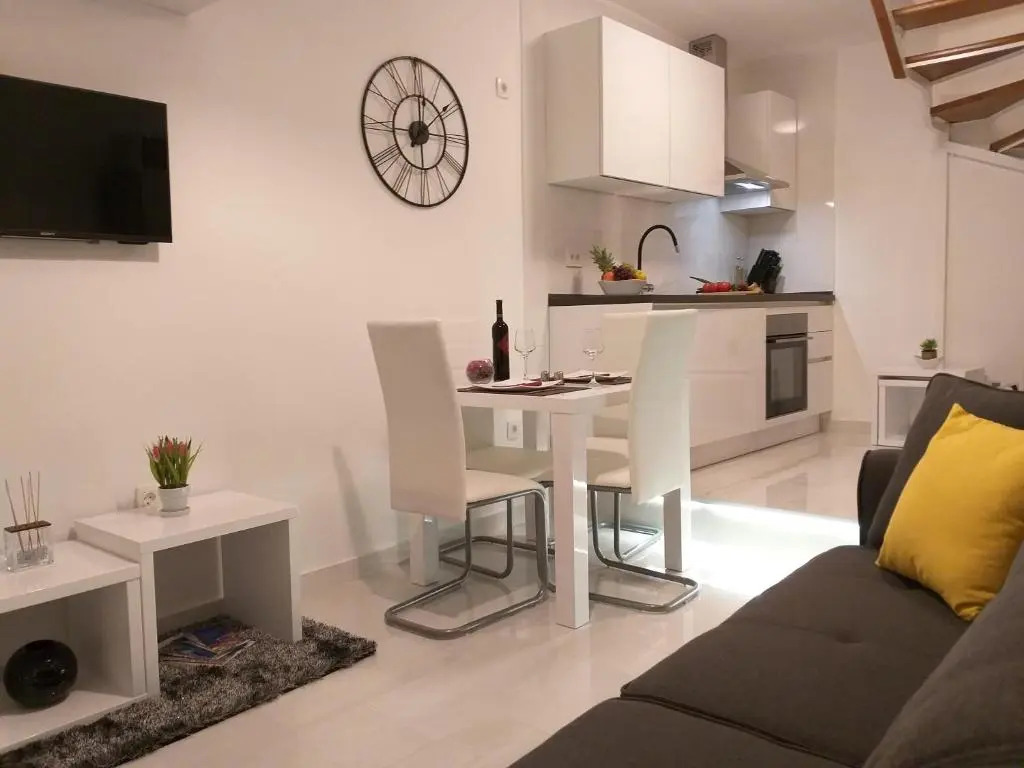 Apartment Sendi