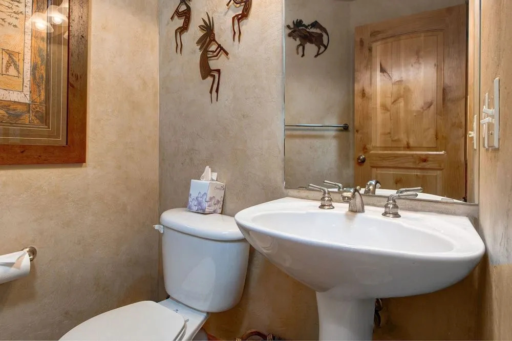 Stylish Park City Condo at Redstone by RedAwning
