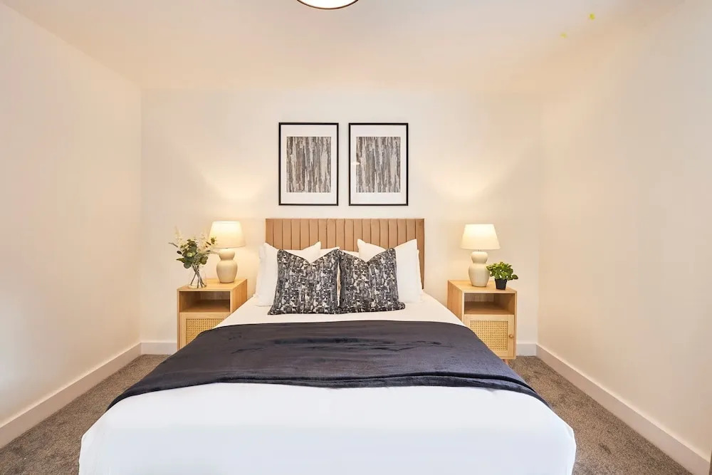 Host Stay 10 Queens Court