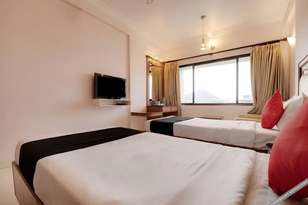 Devi Towers By OYO Rooms