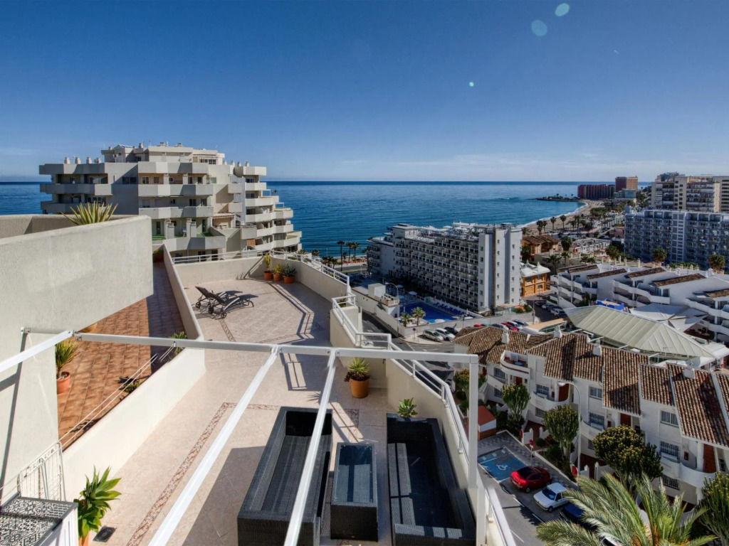 Benal Beach 1 Bedroom With Terrace