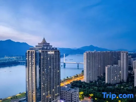 Yunshang Chunjiang City Homestay (Tonglu Fuchunjiang Branch)
