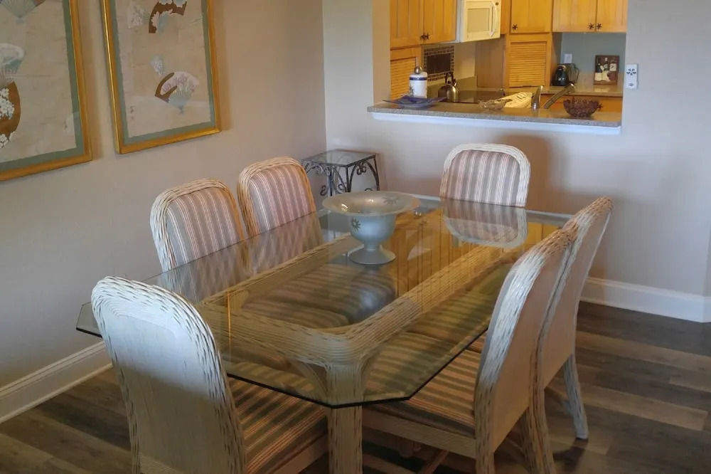 Shorewood Oceanfront - 2 & 3 Bedroom Villas