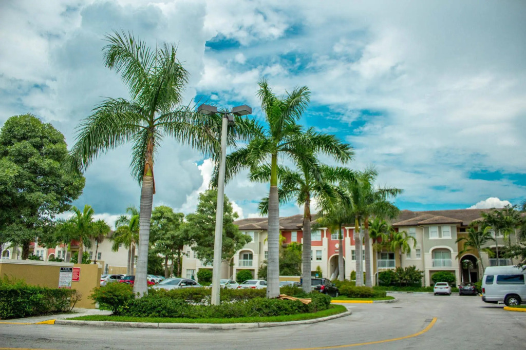 Servirents at Doral