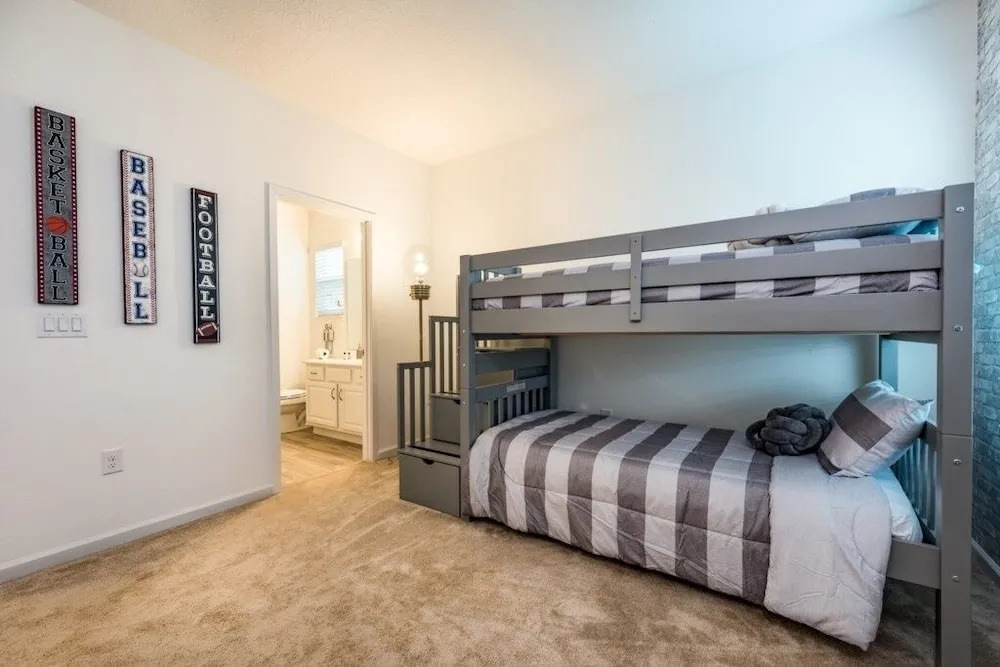 Clean Luxury! Brand New ! 5 Bedroom Home