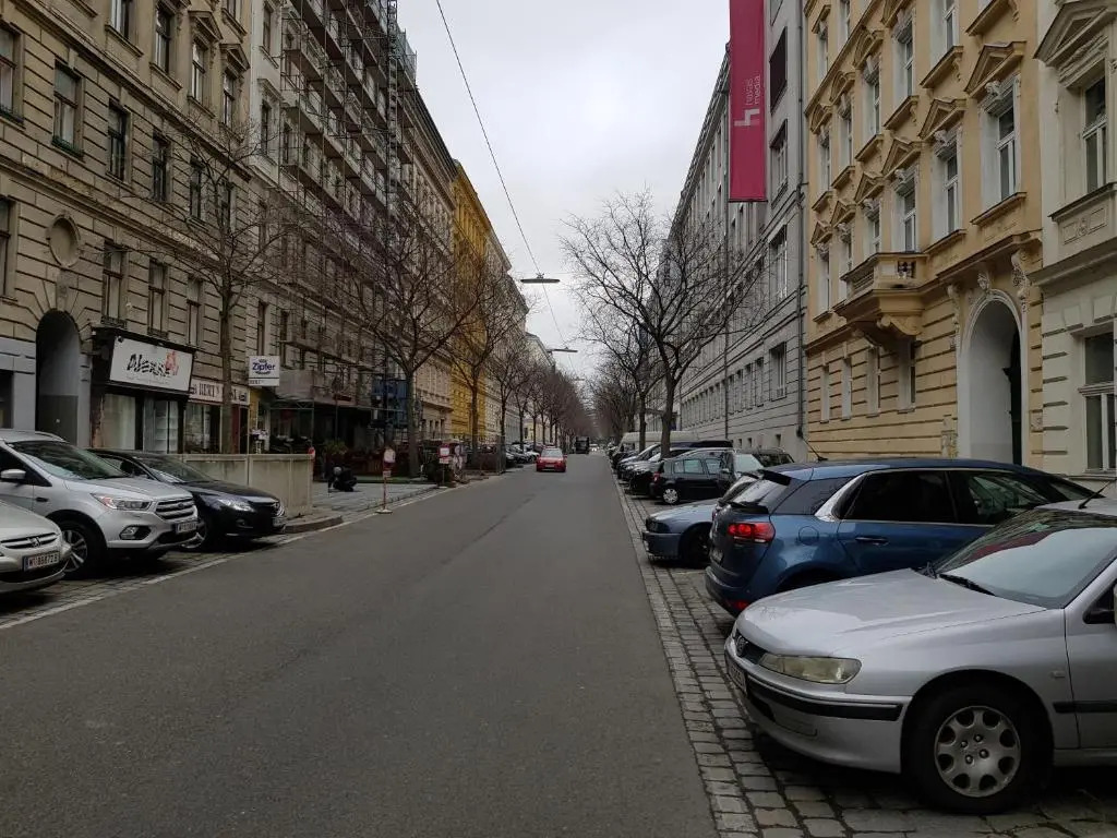 1030 Cozy apartment 2 - 8min to city center