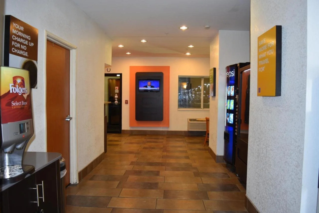 Motel 6-Anderson, IN