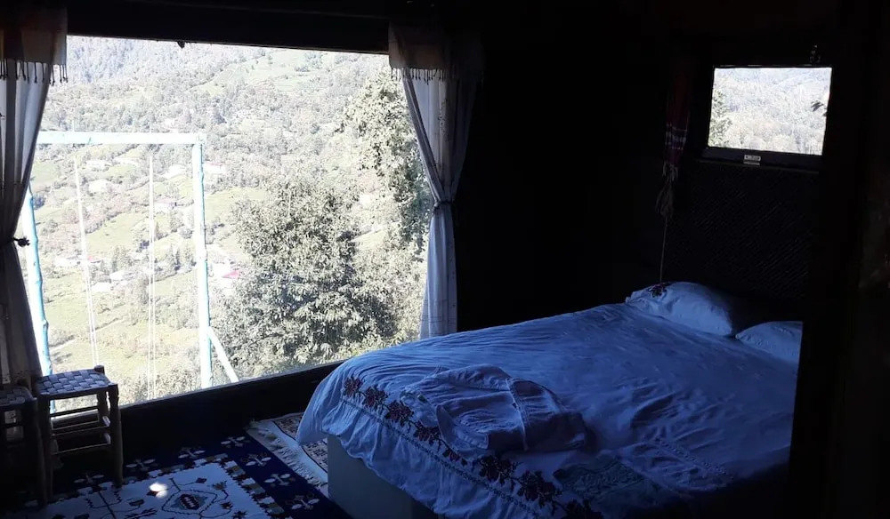 Olimbera Köy Evi