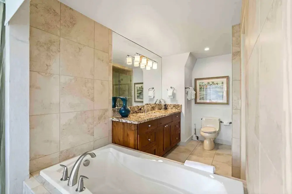 Maui Kamaole A-206 - Prime Location, Stunning Renovation, Large Lanai, Split AC!