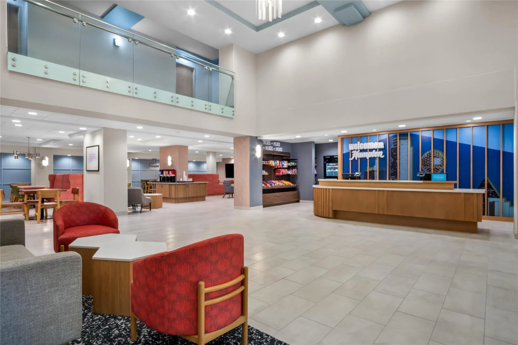 Pace Hotel Addison