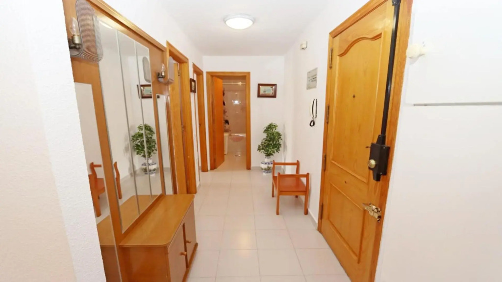 Apartamento Avenida Habaneras Ref 6048