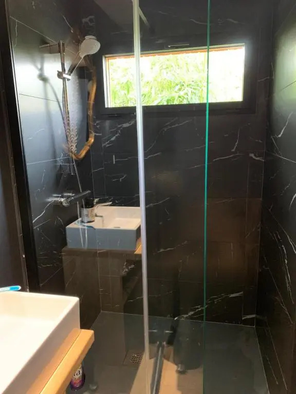 Adorable Guest House Au Calme a 3 Min du Port (Adults Only)