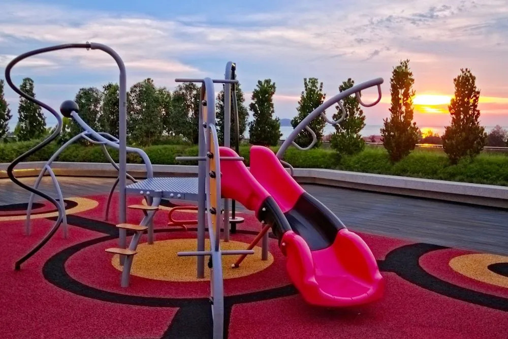 Family Pad near Mall