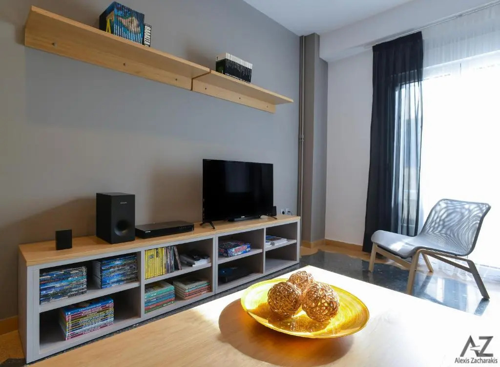 Phaedra Apartment