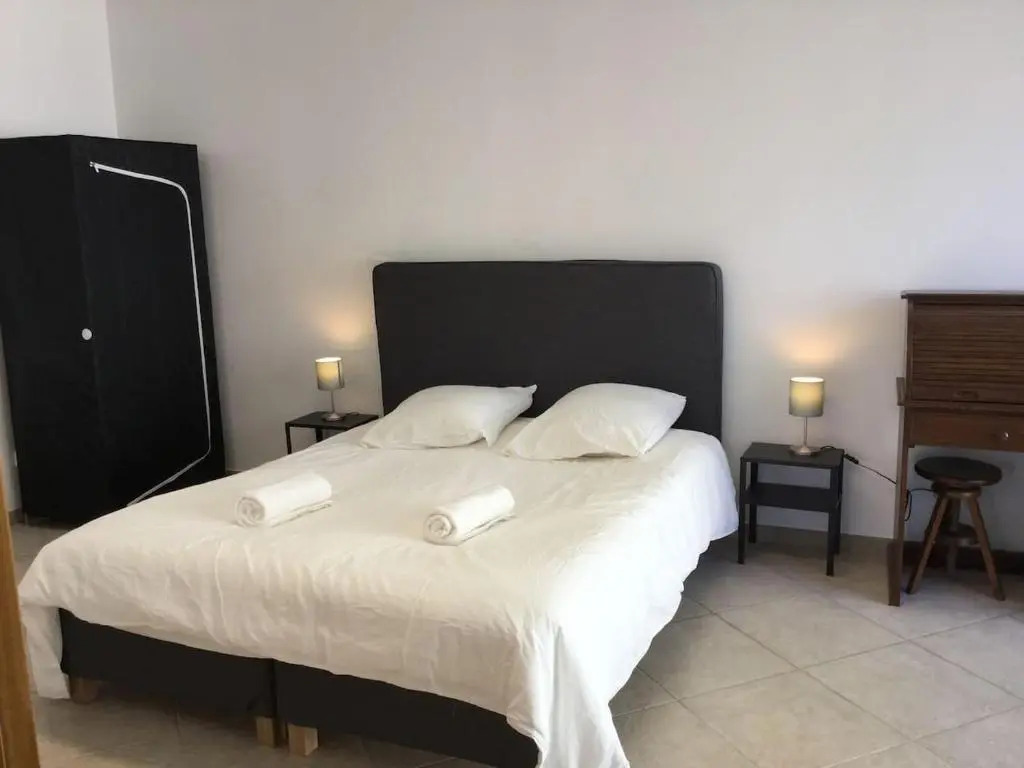 Grande Maison Familiale Avec Piscine Privée Et Climatisation, 10 Personnes, Très Grand Jardin, Située Aux Vignères, Proche de L'Isle Sur la Sorgue - Ls2-338 Gaugalino
