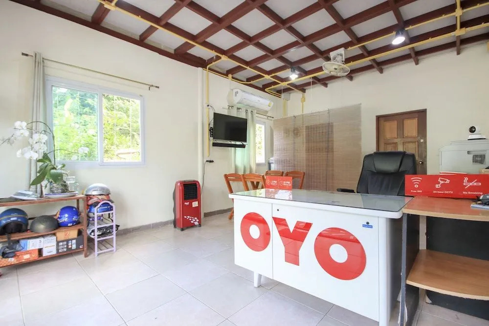 OYO 75373 Chamil House