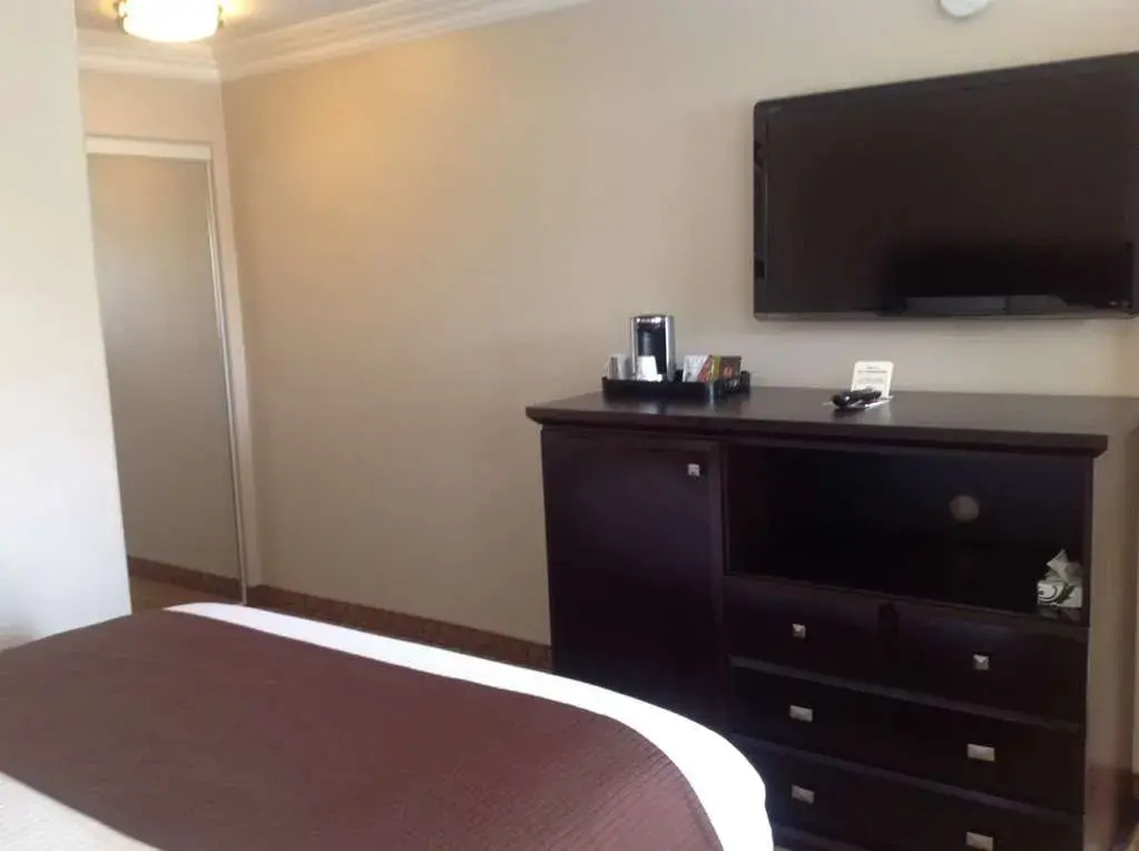 Americas Best Value Inn Riverside