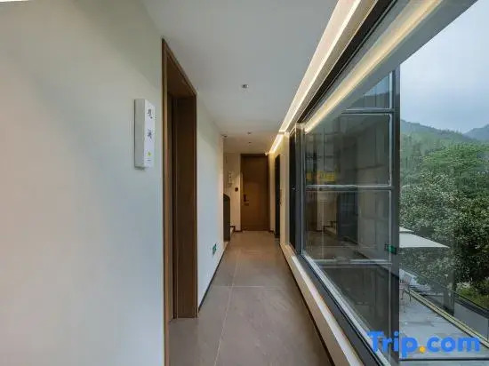 Xi Xing · Stream Drifting · 270 ° View Designer Parent Child Beauty Stay (Anji Yucun Store)