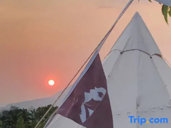 Sky Paddy Field Camp