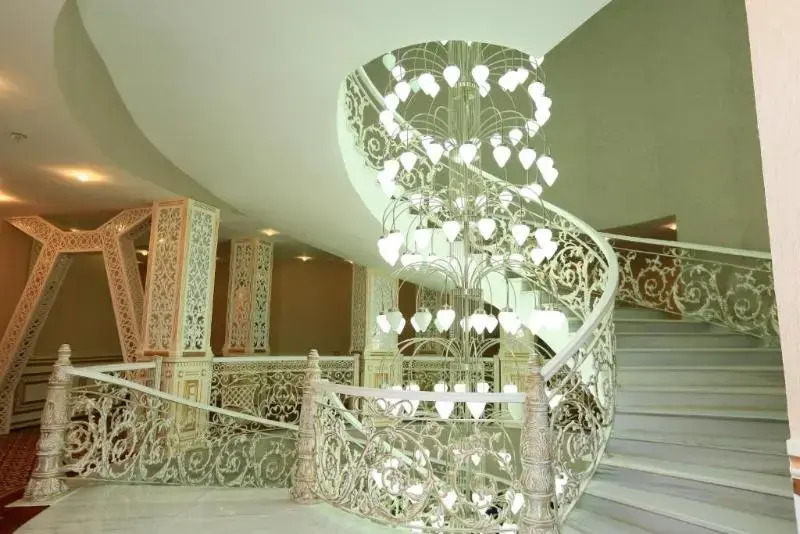 Spring Hotel Resort & Spa