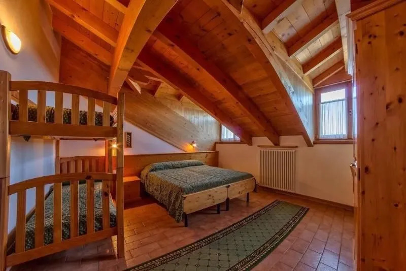 Rifugio Predaia Ai Todesci