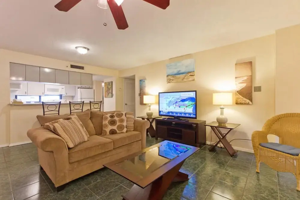 Saida Royale Condominium 9068-69