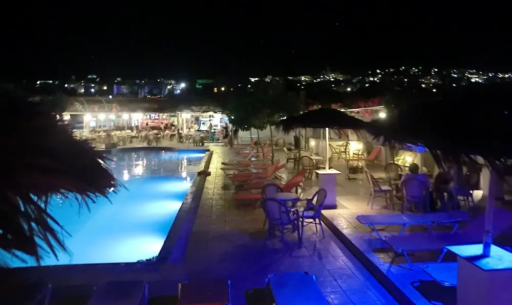 Santorini Youth Hostel