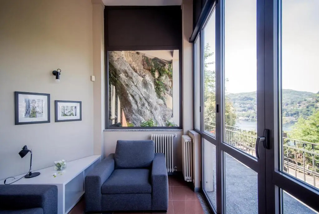 "La Dolce Vita" Lake Como - By House Of Travelers -