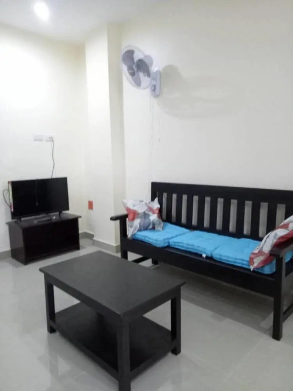 Spacious Private apartment at Laorenza Residences