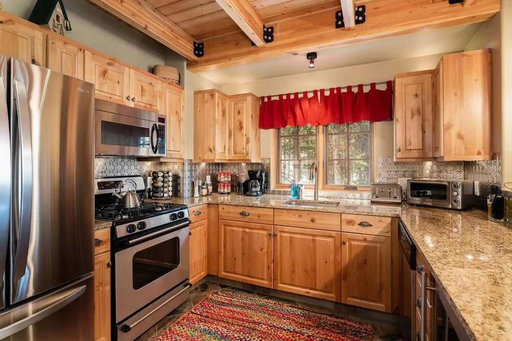 6 Mountain Home Road 4 Bedroom Home by Moonlight Basin Lodging