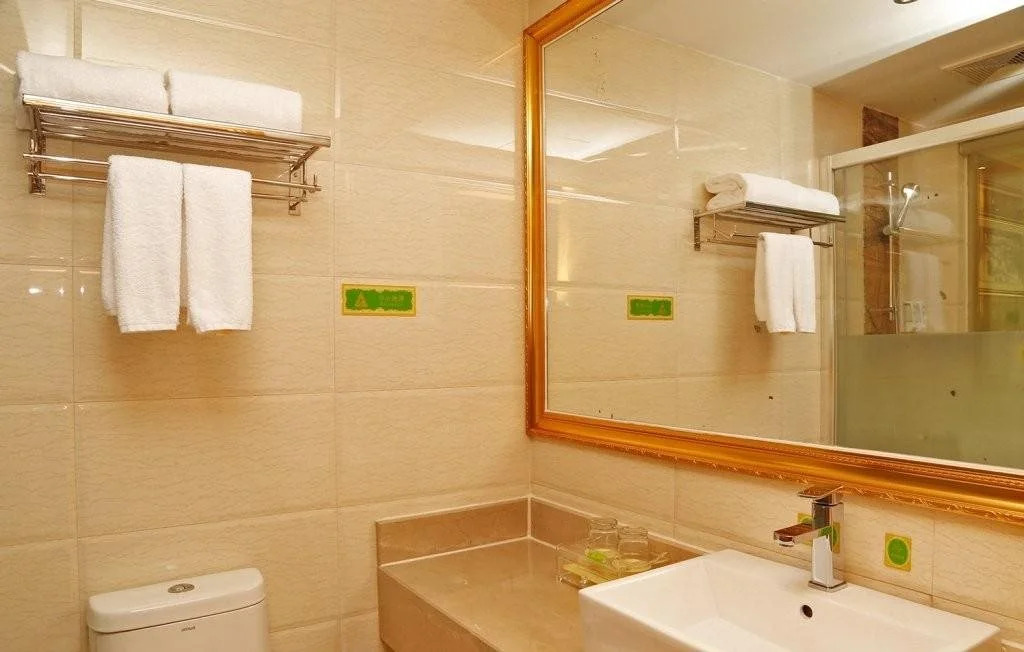 Vienna Hotel Banxuegang Road